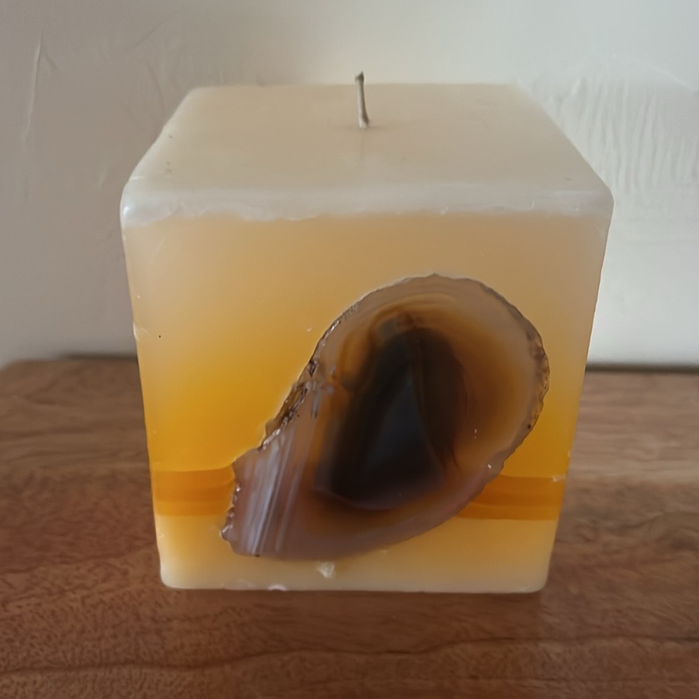 Vintage Agate slice embedded in square candle 4x4 orange earthy tones